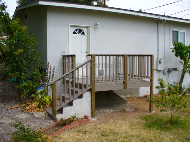 Ben D Porch Entry