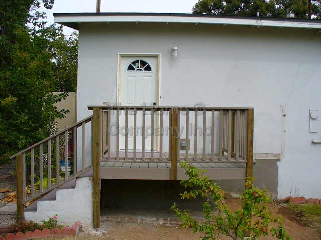 Ben D Porch Entry